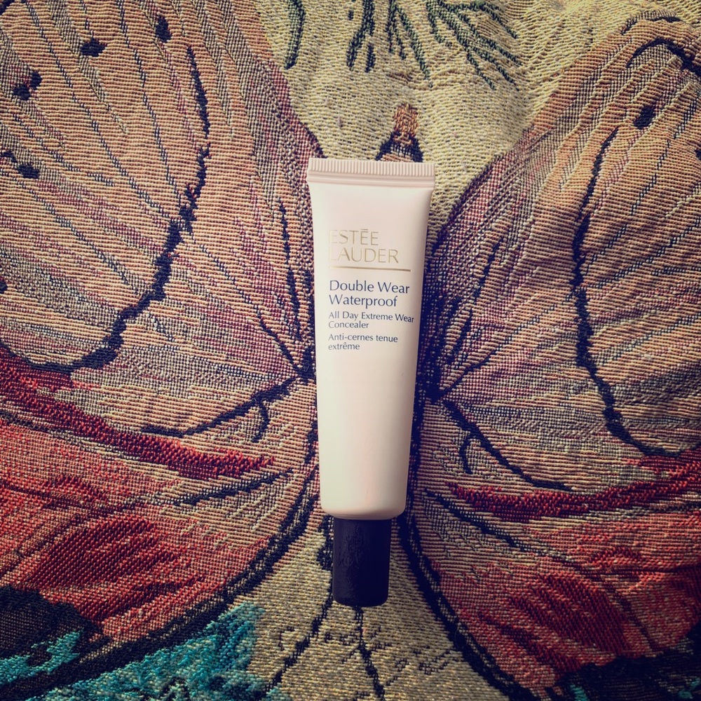 Estée Lauder double wear waterproof concealer 2C